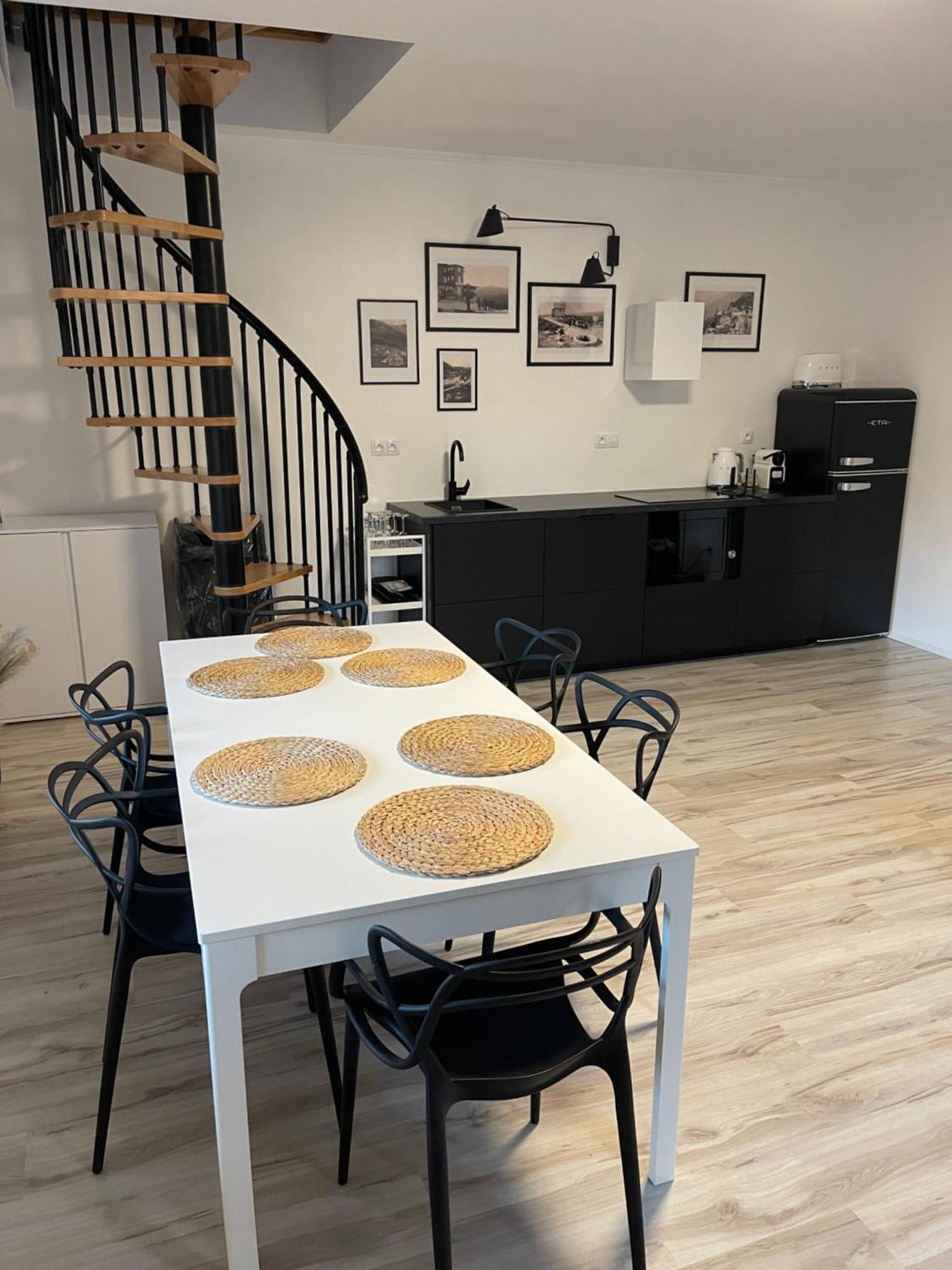 Apartmanovy Dum Jansky Sen