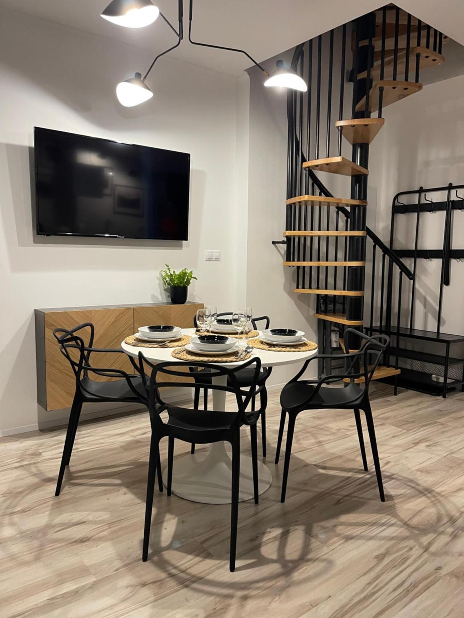 Apartmanovy Dum Jansky Sen דירה